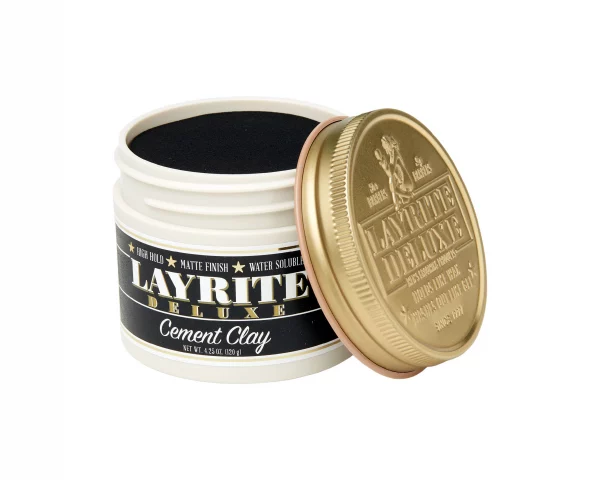 Das Layrite Cement Clay ist ein Styling-Produkt, von der Marke Layrite. Entwickelt, um dem Haar Textur, Definition und ein mattes Finish zu verleihen.