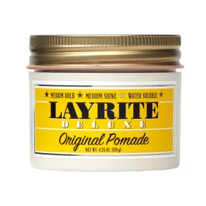 Die Layrite Original Pomade ist eine wasserbasierte Pomade, die entwickelt wurde, um dem Haar einen flexiblen Halt und ein glänzendes Finish zu verleihen.