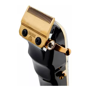 Wahl Schneidsatz GOLD Staggertooth für Magic Clip Cordless. Kommt mit Öl und Schrauben. Schnittlängen von 0,5 mm - 1,2 mm.